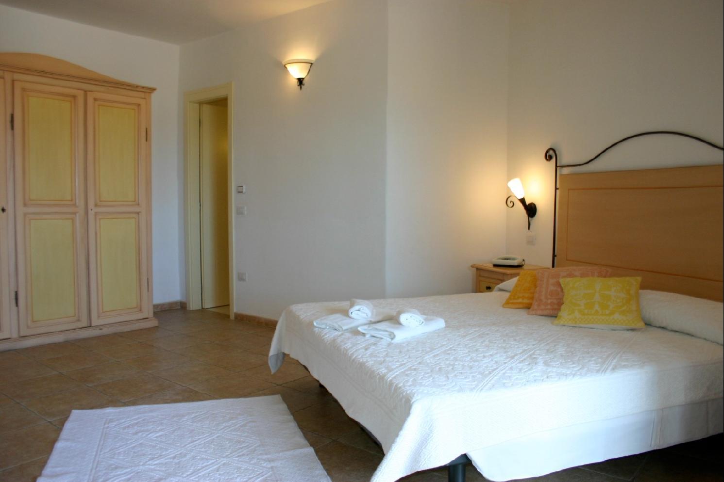 Hotel Li Graniti บายาซาร์ดิเนีย ภายนอก รูปภาพ
