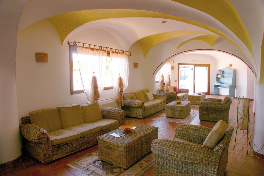 Hotel Li Graniti บายาซาร์ดิเนีย ภายนอก รูปภาพ